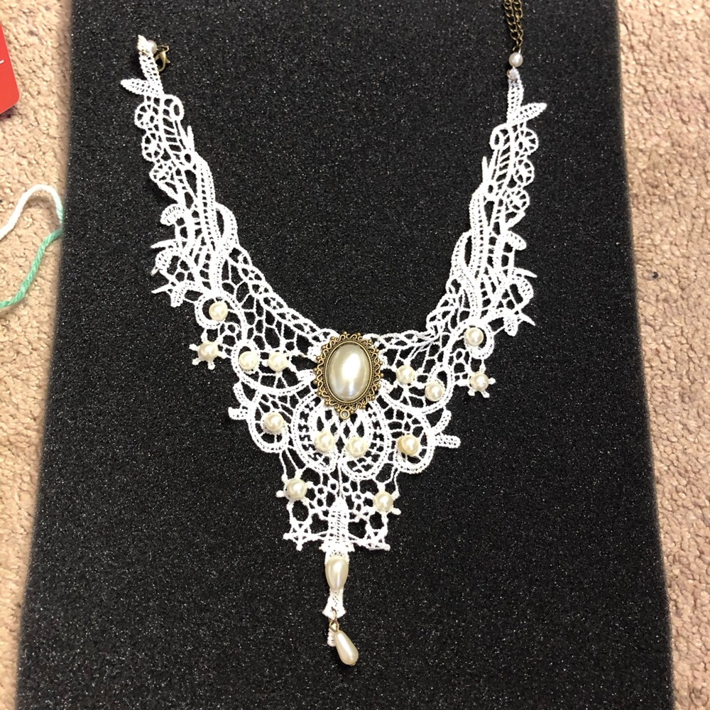 ❤️3x$20❤️ Embroidered necklace NWT